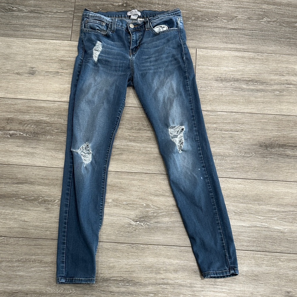 Judy Blue Medium Wash Distressed Skinny Jeans